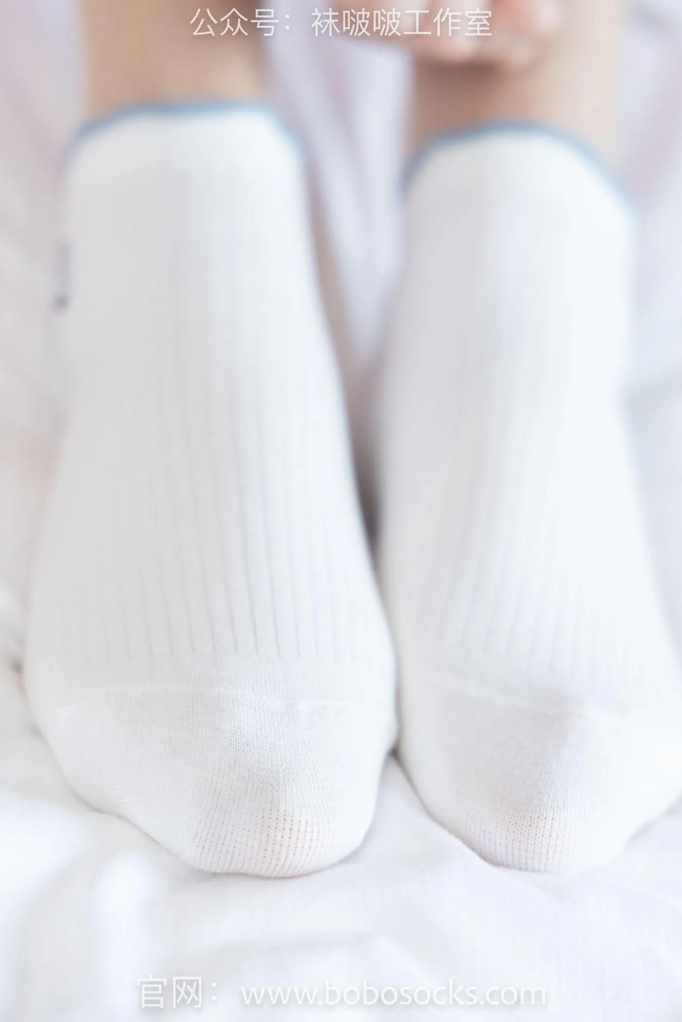 [BoBoSocks袜啵啵]NO.096 小甜豆-板鞋、白棉袜、油亮肉丝 [145P]插图5